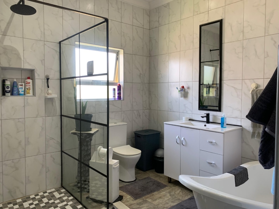 3 Bedroom Property for Sale in Chiselhurst Eastern Cape